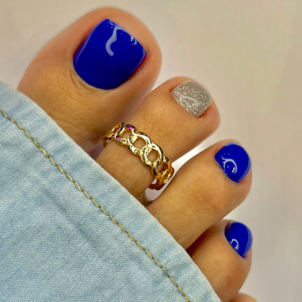 PEDICURE RUSO + ESMALTADO PERMANENTE