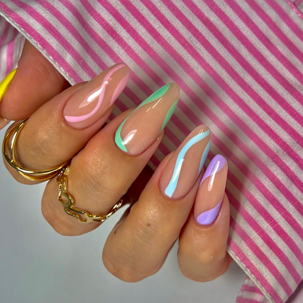 RETOQUE DE UÑAS ACRILICAS-SIN ESMALTADO