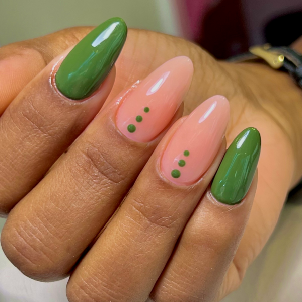 RETOQUE DE UÑAS POLYGEL SIN ESMALTADO