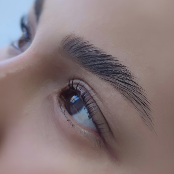 Brow Lamination (Perfilado Pinzas + Laminación + Botox)