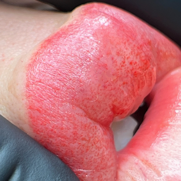 ACUARELA LIPS