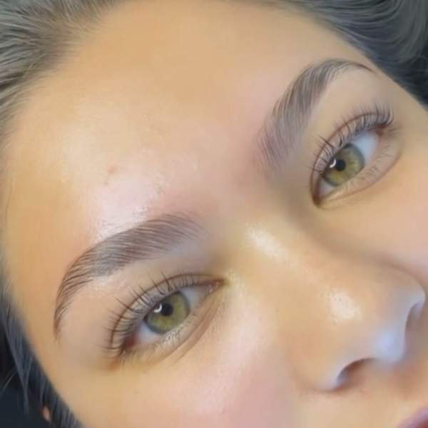 Lifting pestañas Premium + Laminación de cejas