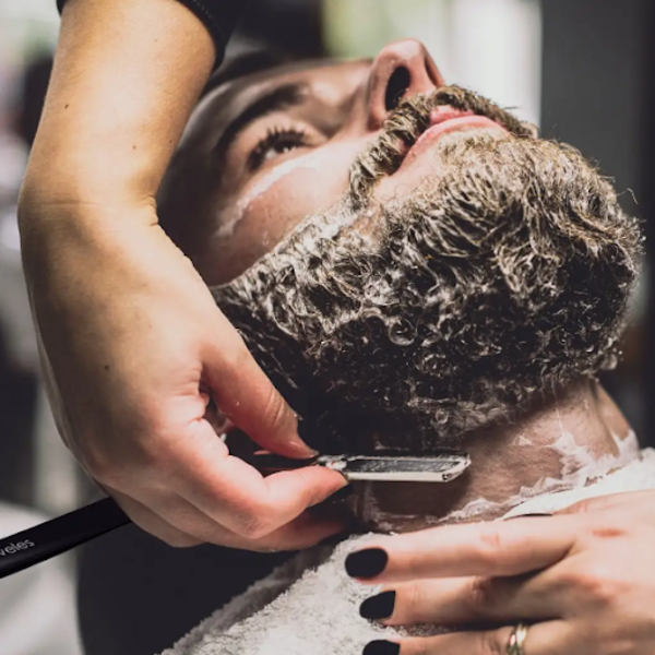 Barba Premium: Lavado de Barba + Corte de Barba