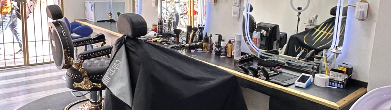 Gadriv Lady Barber and Salón banner