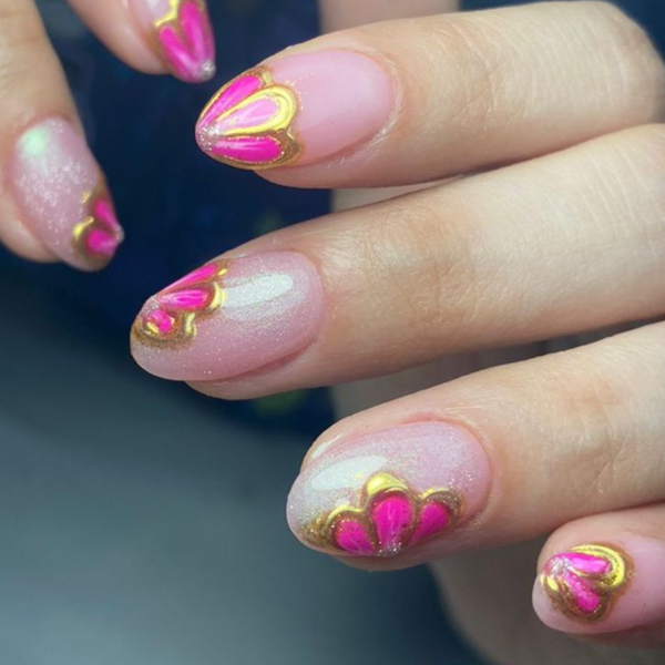 MANICURA SEMIPERMANENTE 