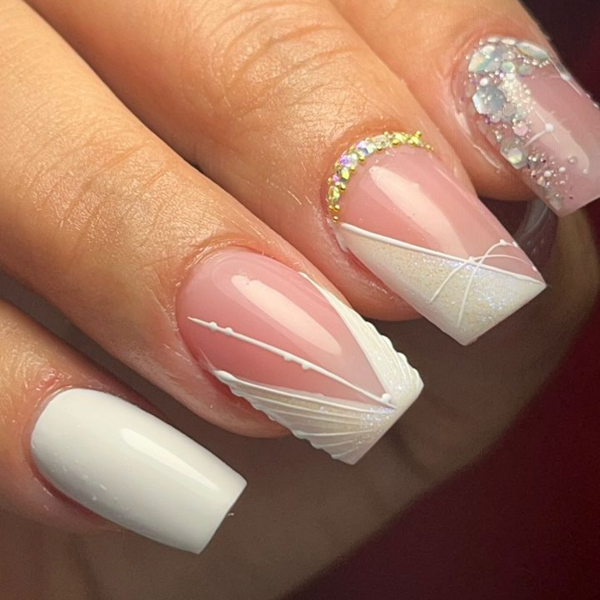 ACRILICAS ESCULPIDAS