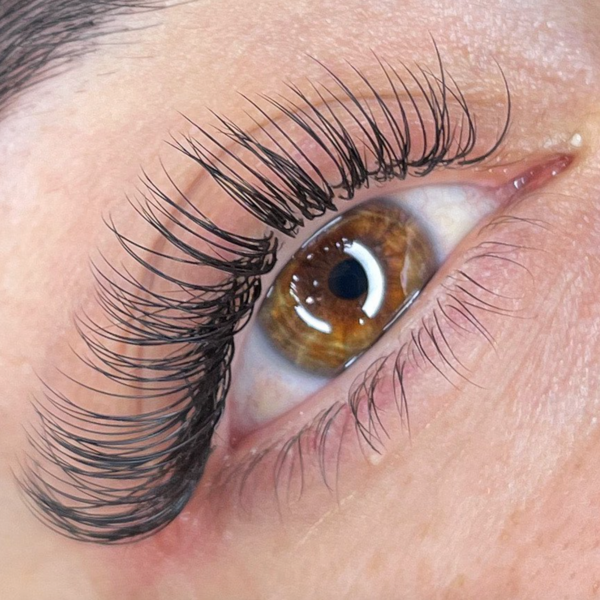 Extensiones de pestañas (clasicas)
