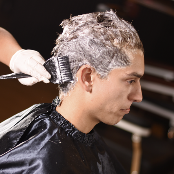 Color Completo + Corte de cabello.