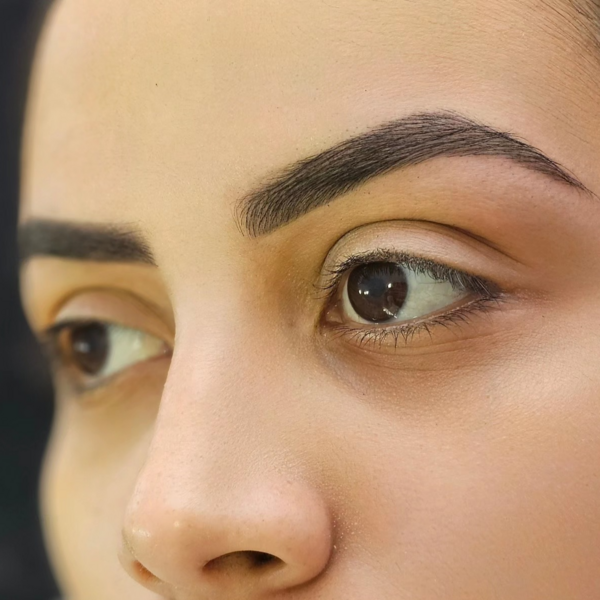 Visagismo + Perfilado de cejas + Sombreado (henna/tinte) 