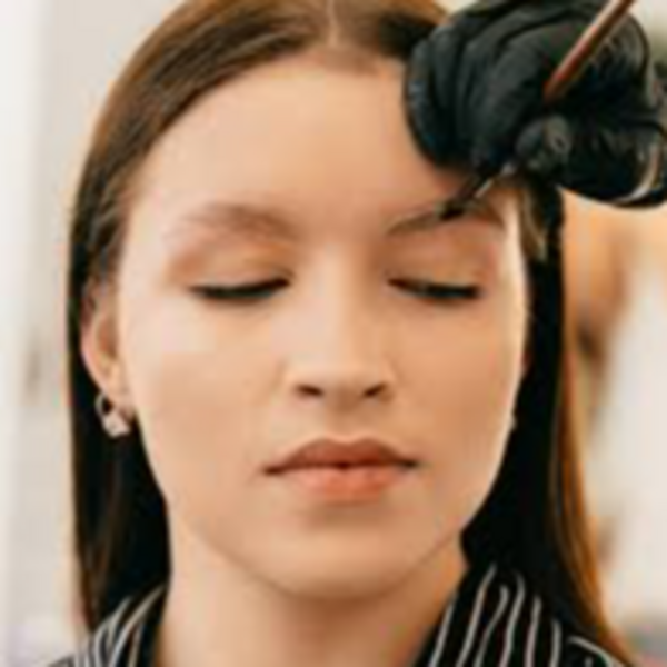 Micropigmentación de cejas