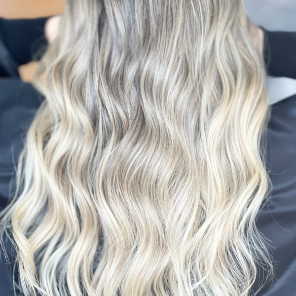 BLOND HAIR (RUBIO 80%)