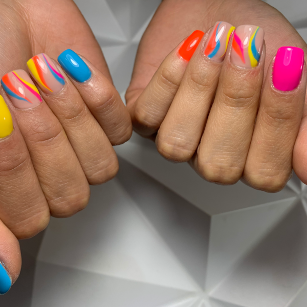 Gel Semi + Manicura Rusa 