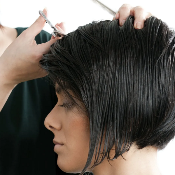 Corte Dama Corto