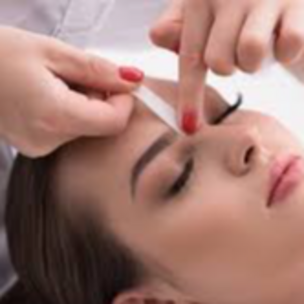 Depilación en Cera Cejas