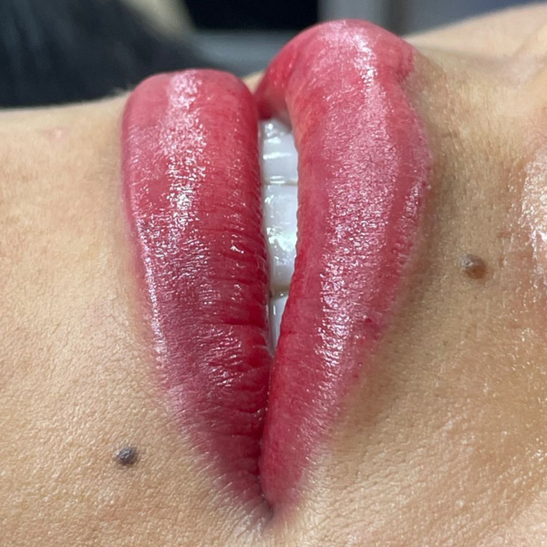 Micropigmentación de labios