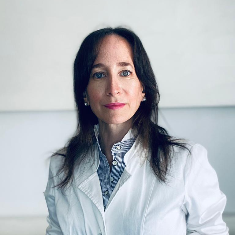 Dra. Laura Romero Costas