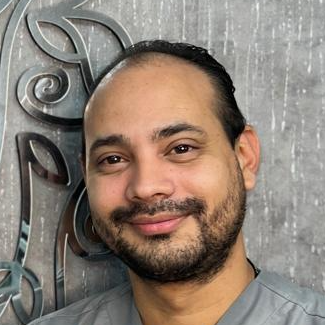CESAR    (PODOLOGO)