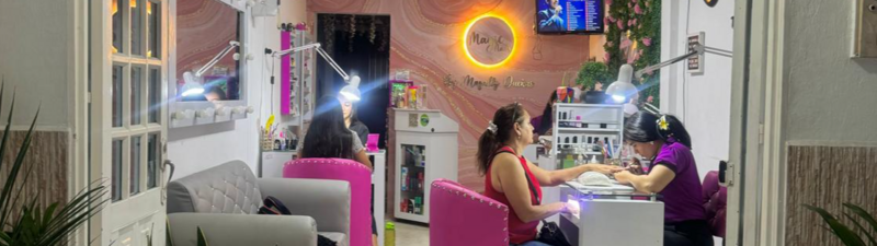 Magic Nails spa  interior