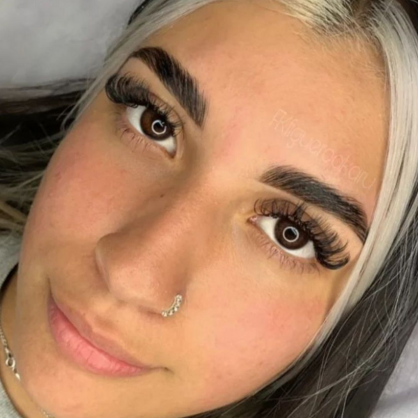 Brow lamination (laminado en cejas)