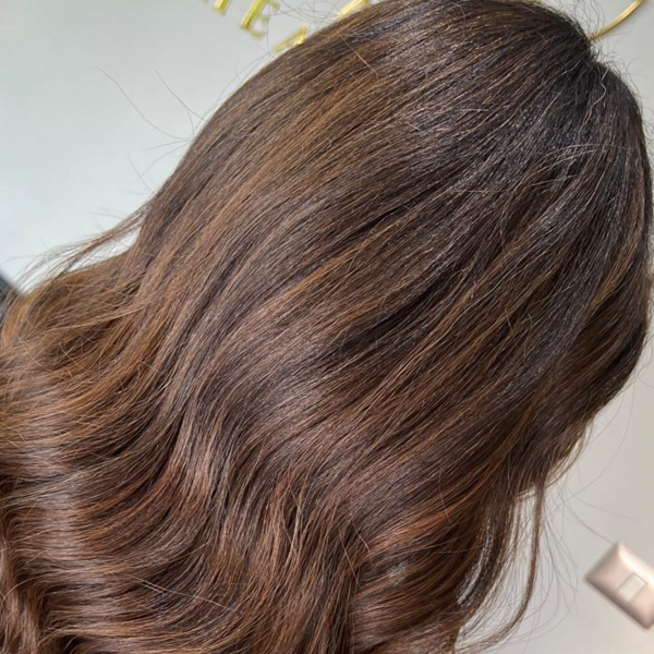 Balayage Morena Iluminada ¨Sin Decolorar¨ (Se debe evaluar previamente antes de agendar)