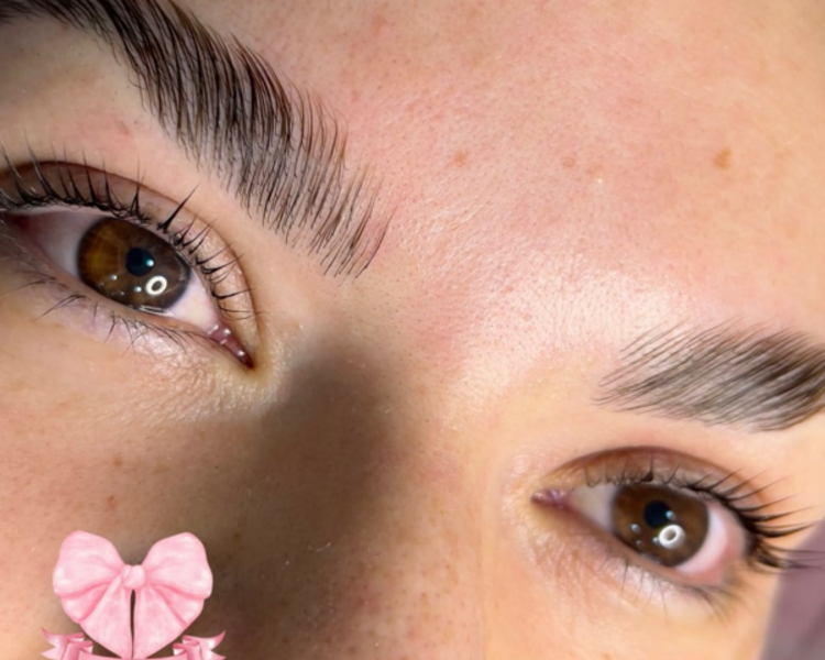 LAMINADO DE CEJAS + LIFTING DE PESTAÑAS SIN TINTE