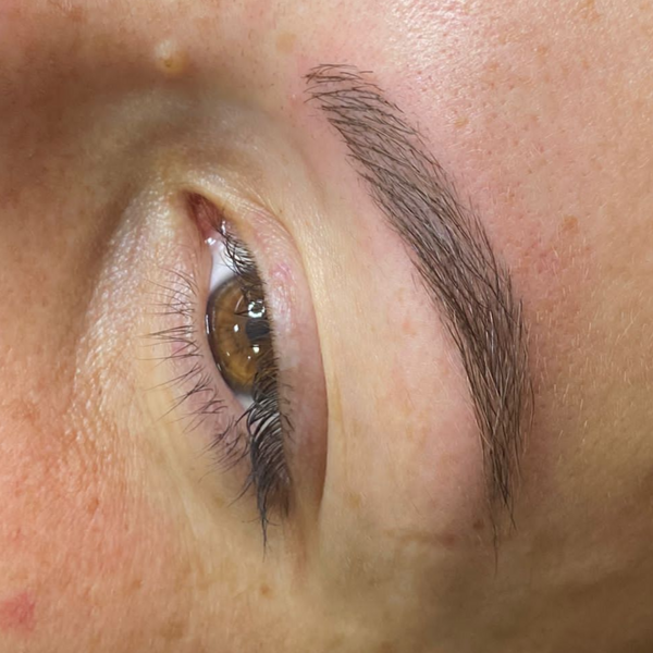 Microblanding (Micropigmantacion de cejas)
