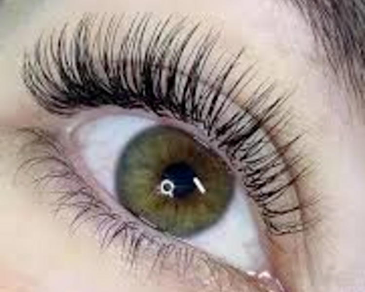 Extensiones de Pestañas Pelo por Pelo $31.250 (Hasta 3 CUOTAS s/iNTERES)