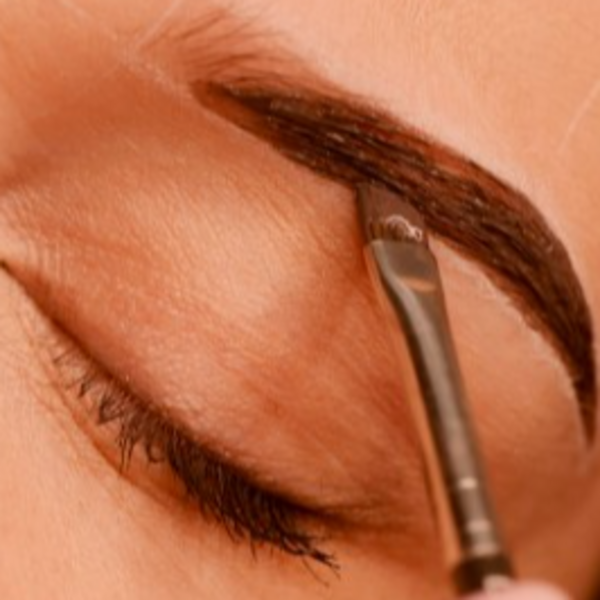 Perfilado de Cejas c/hilo + Tinte