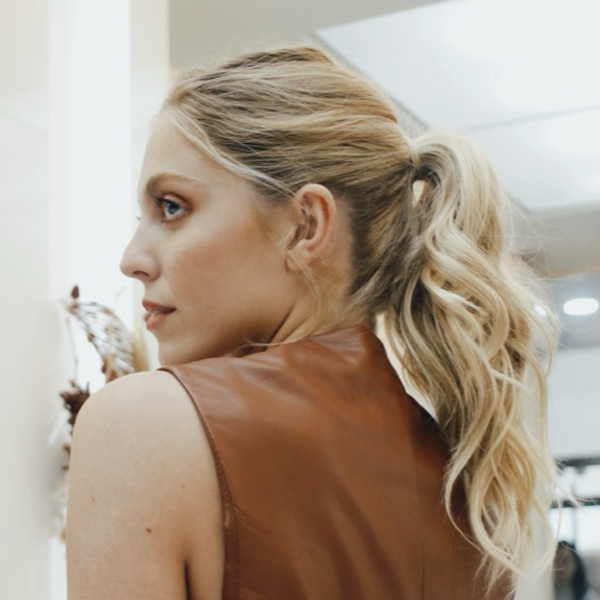 Hairstyles & Updos