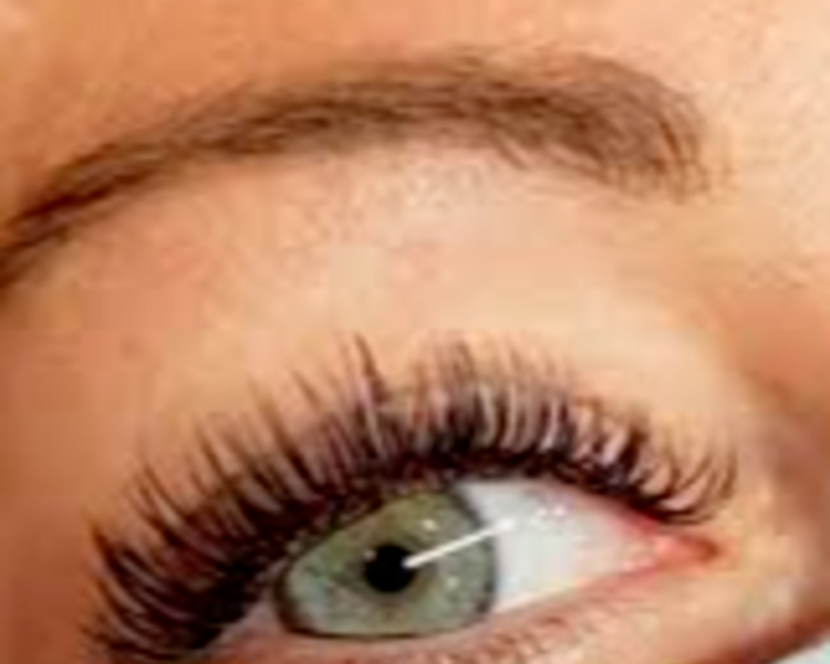 Extensiones de pestañas  clásicas 