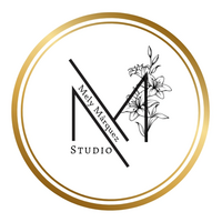 MELY MARQUEZ🤍 logo