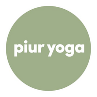 Piur Yoga - Espacio Holístico logo