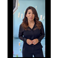 Yesy Tevez Estilista logo