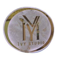 IVY STUDIO logo