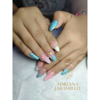 Adriana Jaramillo💅 logo