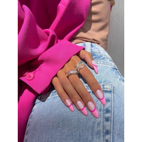 Studio Nails Artist  logo